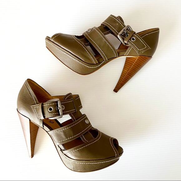 Boutique 9 Platform Leather Strappy Buckle Open Toe Chunky Heels 7.5 - Picture 1 of 10